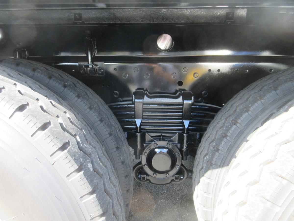 極東製 530×235 土砂ダンプ 自動シート !!|中古トラックの販売・買取・査定のアイナビ