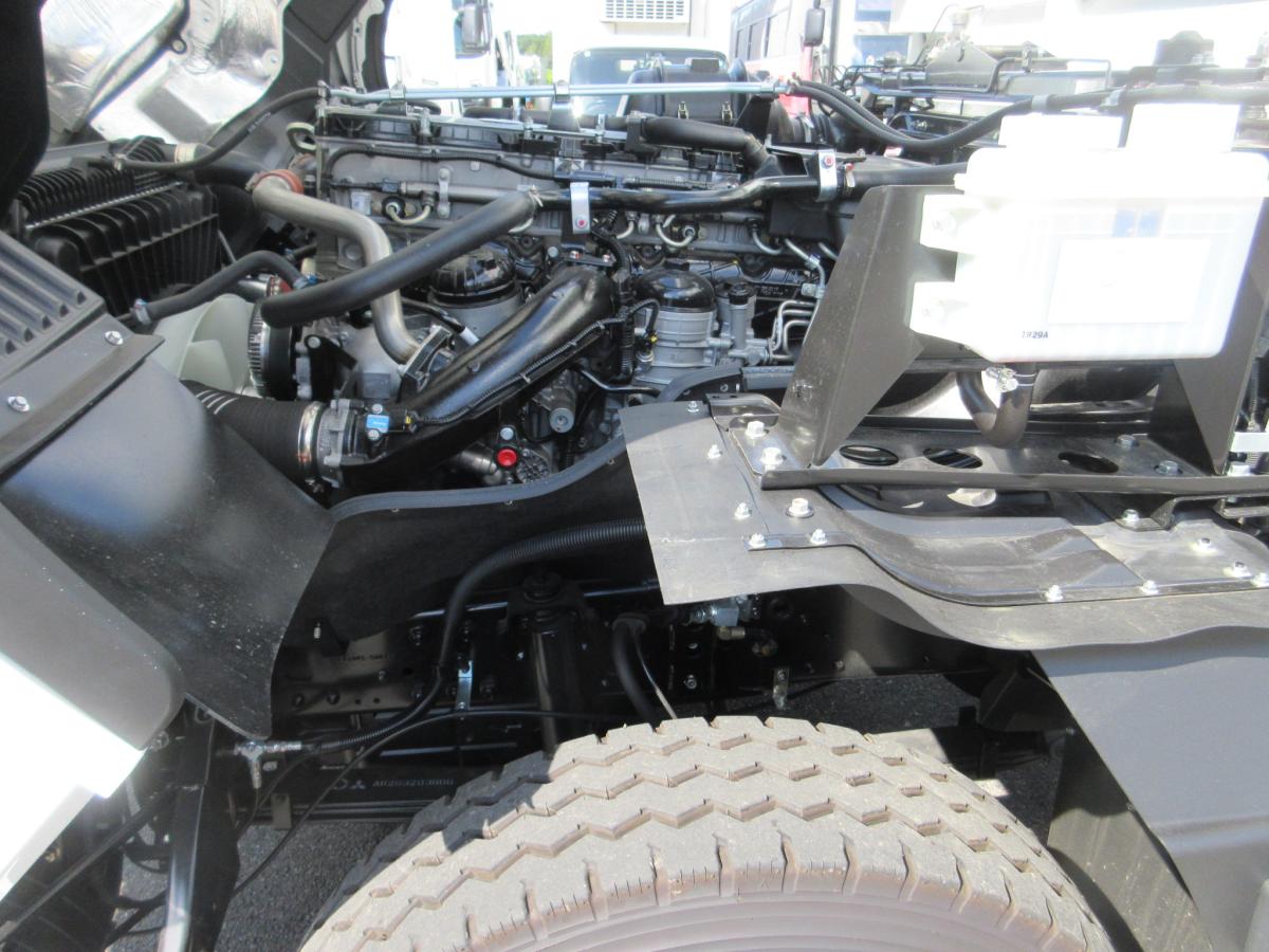 極東製 530×235 土砂ダンプ 自動シート !!|中古トラックの販売・買取・査定のアイナビ