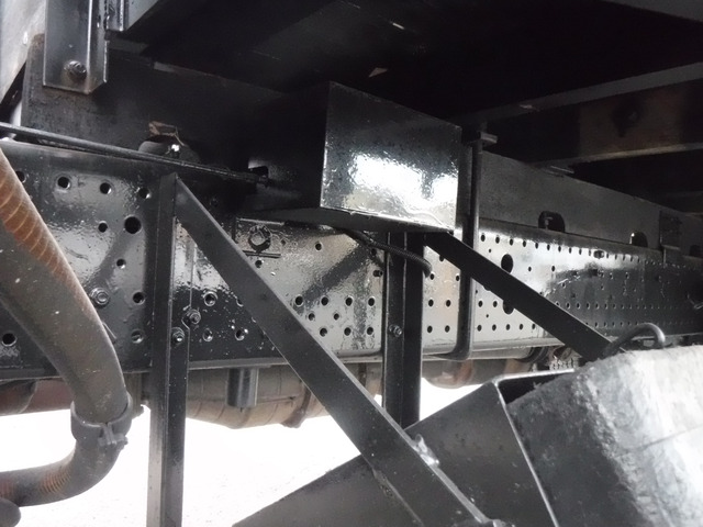 H.20年いすゞフォワードクレーンタダノ5段5.5ボディー|中古トラックの販売・買取・査定のアイナビ