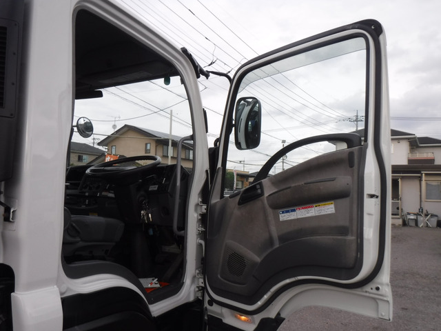 H.20年いすゞフォワードクレーンタダノ5段5.5ボディー|中古トラックの販売・買取・査定のアイナビ