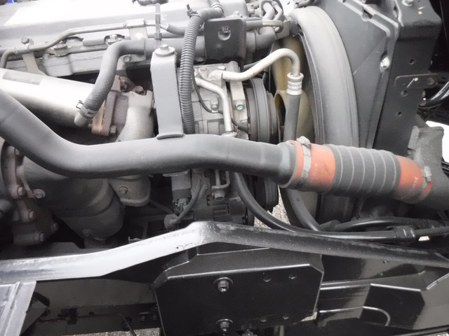 H.20年いすゞフォワードクレーンタダノ5段5.5ボディー|中古トラックの販売・買取・査定のアイナビ