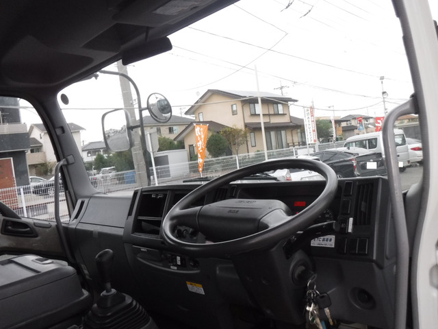 H.20年いすゞフォワードクレーンタダノ5段5.5ボディー|中古トラックの販売・買取・査定のアイナビ