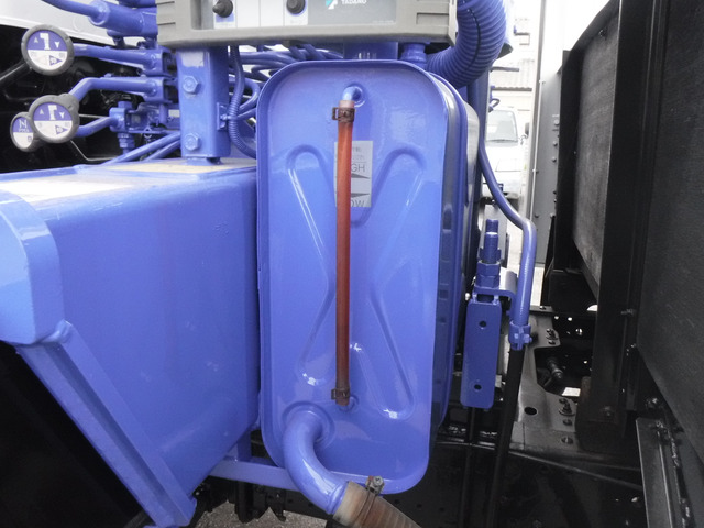 H.20年いすゞフォワードクレーンタダノ5段5.5ボディー|中古トラックの販売・買取・査定のアイナビ