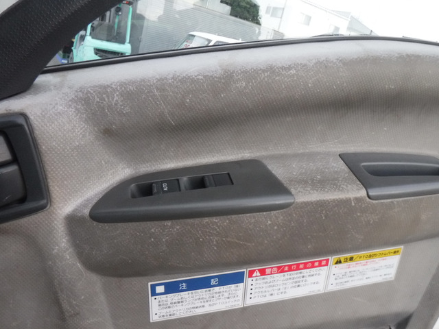 H.20年いすゞフォワードクレーンタダノ5段5.5ボディー|中古トラックの販売・買取・査定のアイナビ