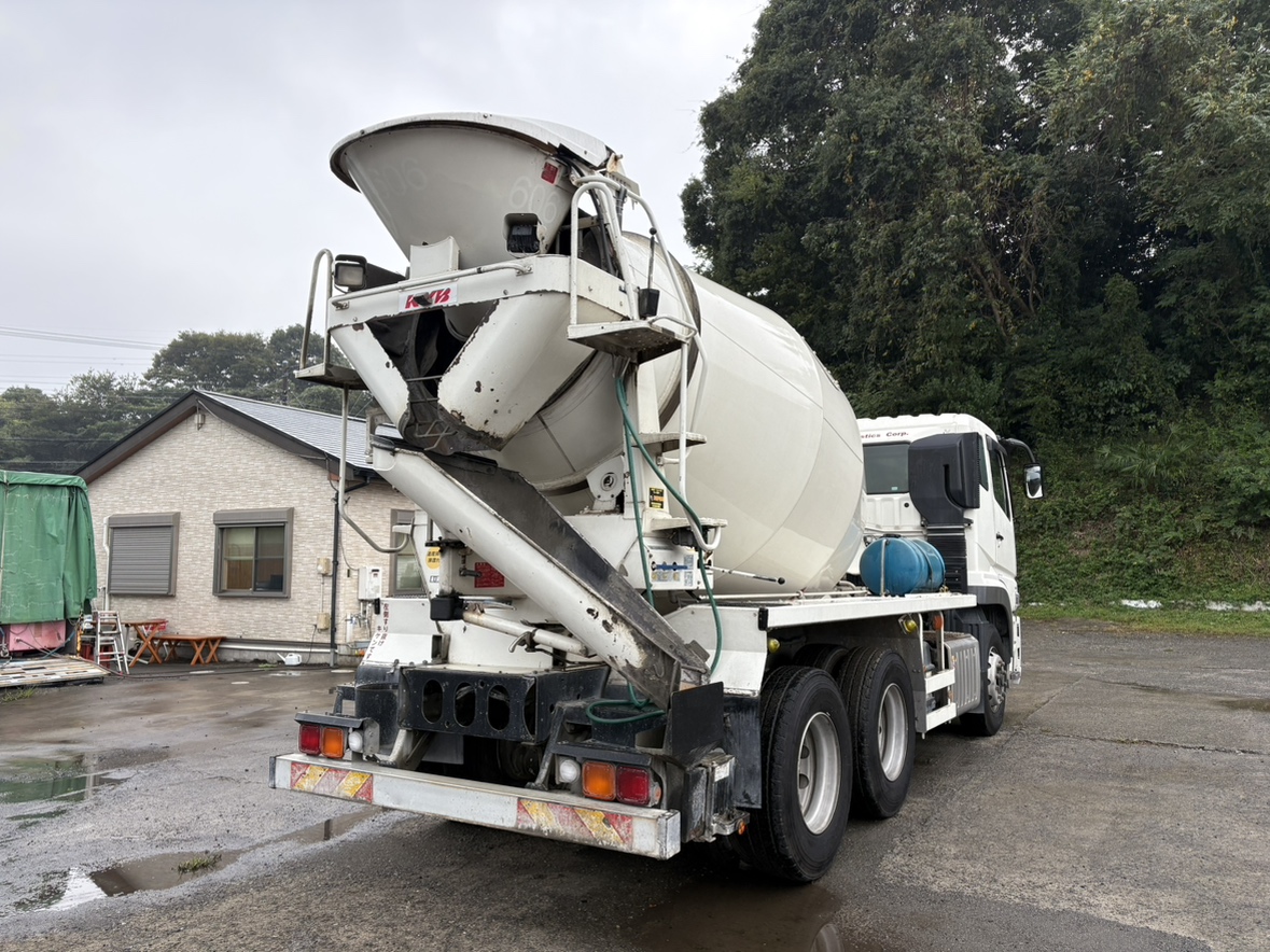 H30年式、スーパーグレート、コンクリートミキサー車、車検付|中古トラックの販売・買取・査定のアイナビ