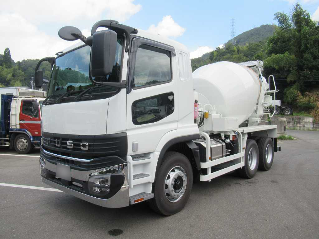 カヤバ ドラム容量8.7立米 MR4451 電動ホッパーカバー|中古トラックの販売・買取・査定のアイナビ