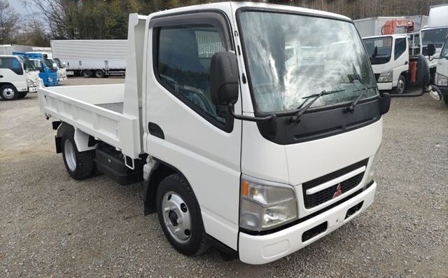 H17年 キャンター2t低床ダンプ|中古トラックの販売・買取・査定のアイナビ