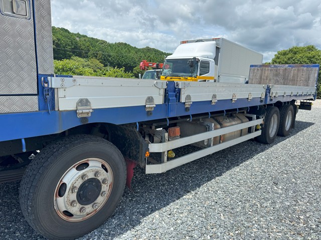 平成18年式☆日野プロフィア セフティーローダー|中古トラックの販売・買取・査定のアイナビ