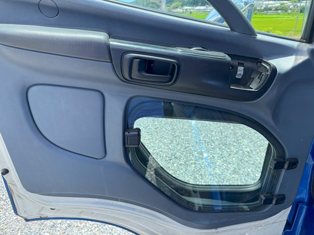 平成18年式☆日野プロフィア セフティーローダー|中古トラックの販売・買取・査定のアイナビ