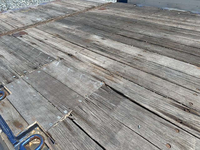 平成18年式☆日野プロフィア セフティーローダー|中古トラックの販売・買取・査定のアイナビ