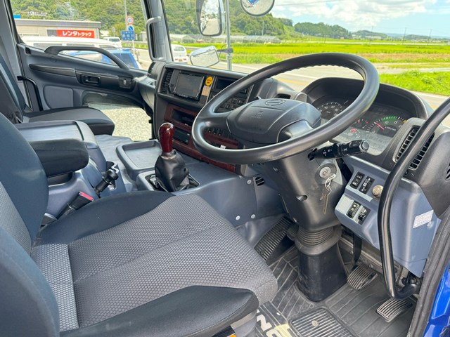 平成18年式☆日野プロフィア セフティーローダー|中古トラックの販売・買取・査定のアイナビ