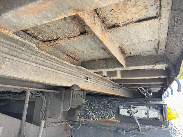 平成18年式☆日野プロフィア セフティーローダー|中古トラックの販売・買取・査定のアイナビ