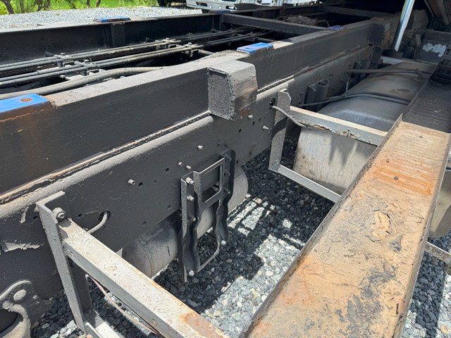 平成18年式☆日野プロフィア セフティーローダー|中古トラックの販売・買取・査定のアイナビ