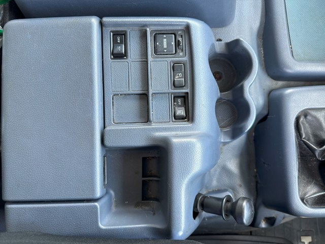 平成18年式☆日野プロフィア セフティーローダー|中古トラックの販売・買取・査定のアイナビ