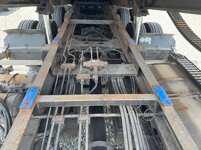 平成18年式☆日野プロフィア セフティーローダー|中古トラックの販売・買取・査定のアイナビ