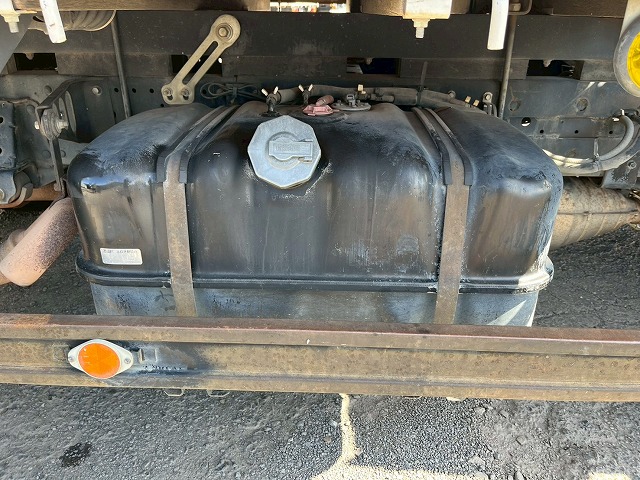 5段ラジコン★ワイド×ロング★3トン積載★6速マニュアル|中古トラックの販売・買取・査定のアイナビ