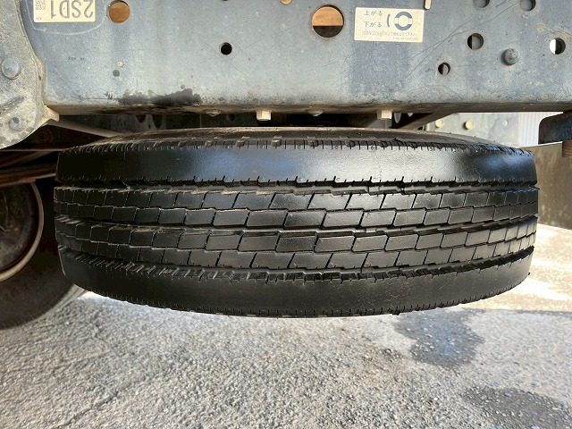 5段ラジコン★ワイド×ロング★3トン積載★6速マニュアル|中古トラックの販売・買取・査定のアイナビ