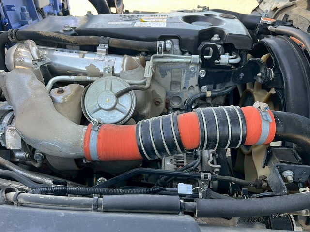 5段ラジコン★ワイド×ロング★3トン積載★6速マニュアル|中古トラックの販売・買取・査定のアイナビ