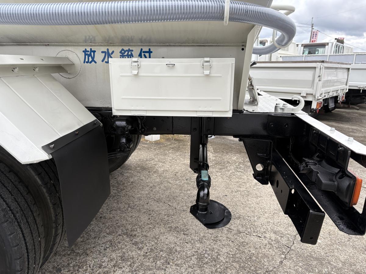 H24デュトロ 散水車|中古トラックの販売・買取・査定のアイナビ