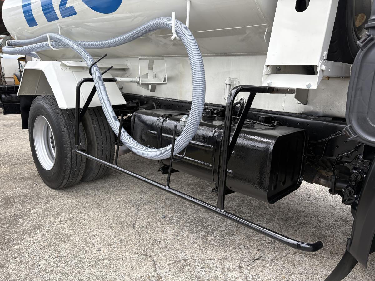 H24デュトロ 散水車|中古トラックの販売・買取・査定のアイナビ