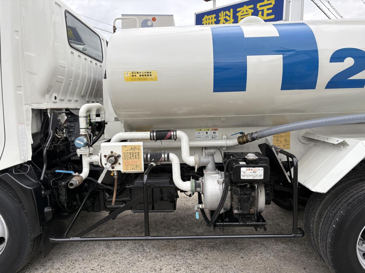 H24デュトロ 散水車|中古トラックの販売・買取・査定のアイナビ