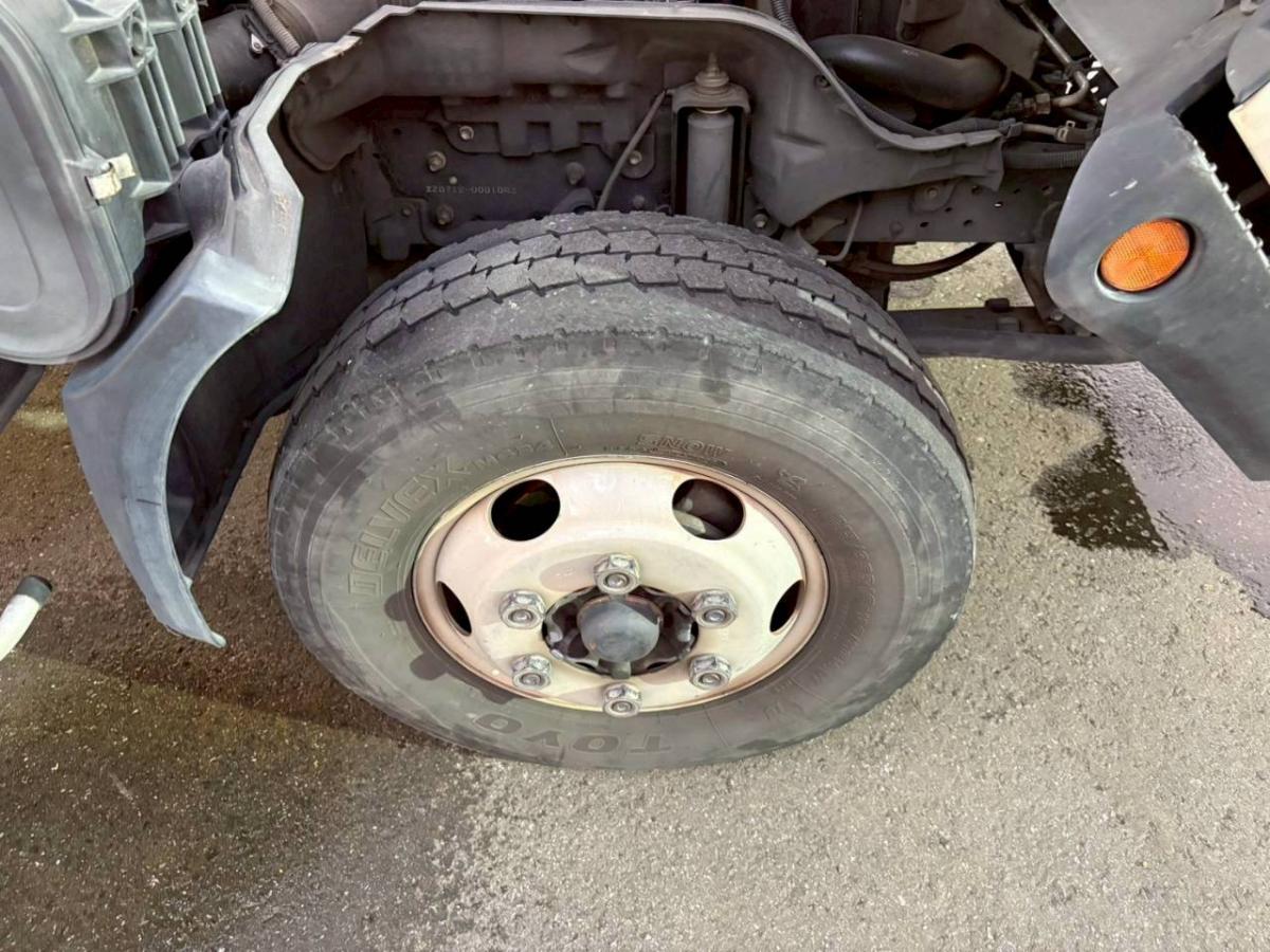 ワイドロング東プレ低温パワーゲート付きAT|中古トラックの販売・買取・査定のアイナビ