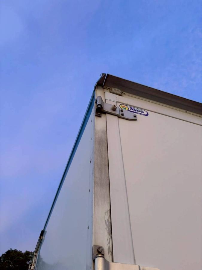 ワイドロング東プレ低温パワーゲート付きAT|中古トラックの販売・買取・査定のアイナビ