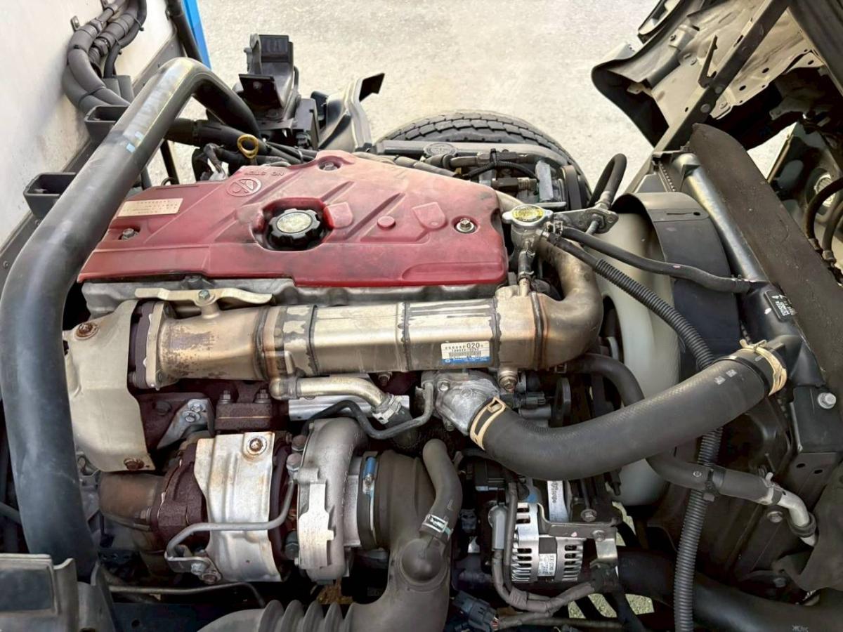 ワイドロング東プレ低温パワーゲート付きAT|中古トラックの販売・買取・査定のアイナビ