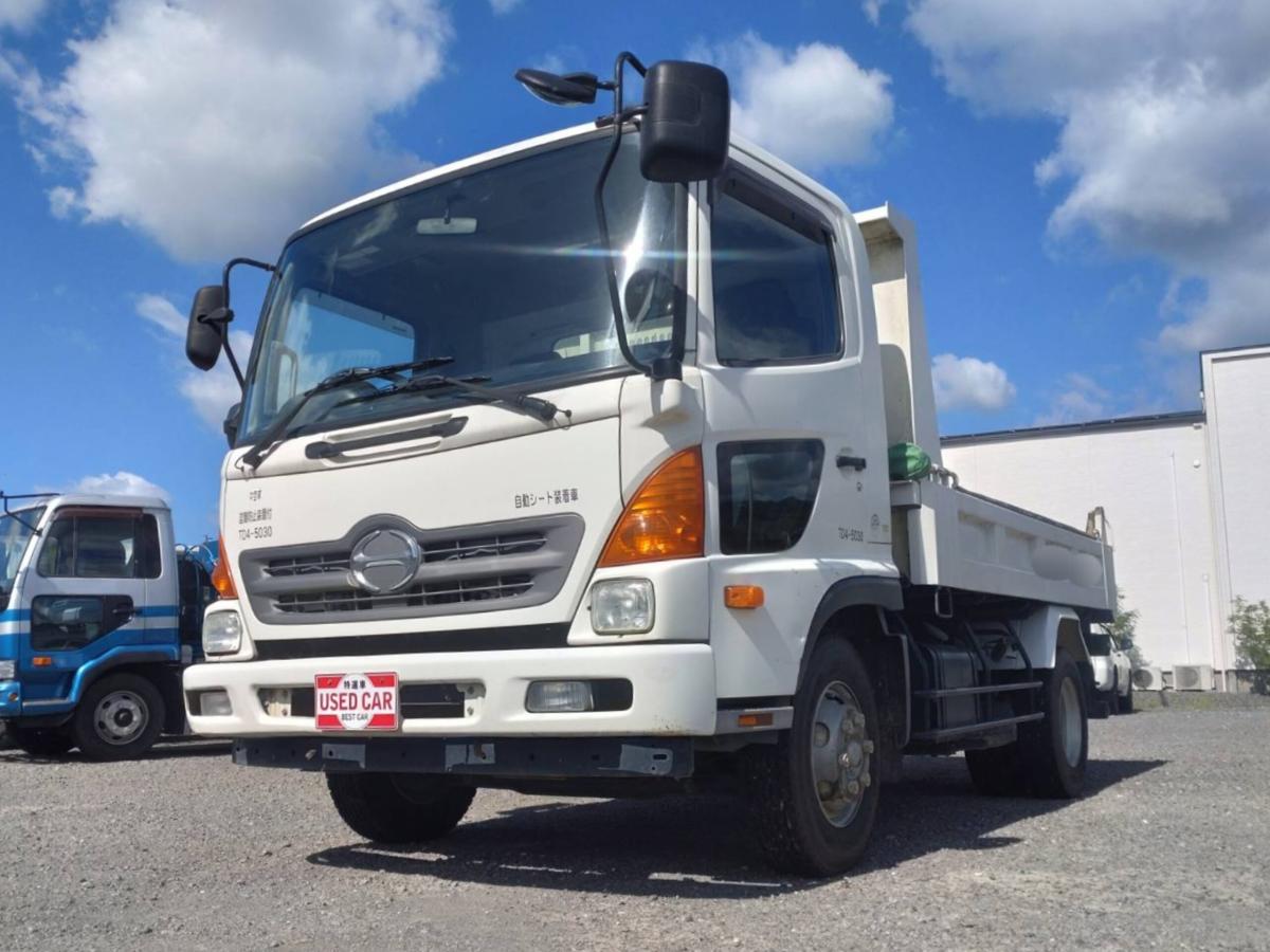 トヨタトヨエースタンクローリー 1層3.3KL 消防書類有り|中古トラックの販売・買取・査定のアイナビ