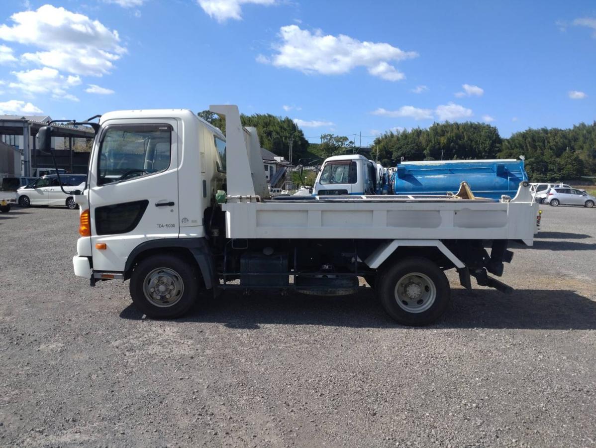 日野自動車レンジャー 4トンダンプ電動コボレーン極東開発製|中古トラックの販売・買取・査定のアイナビ