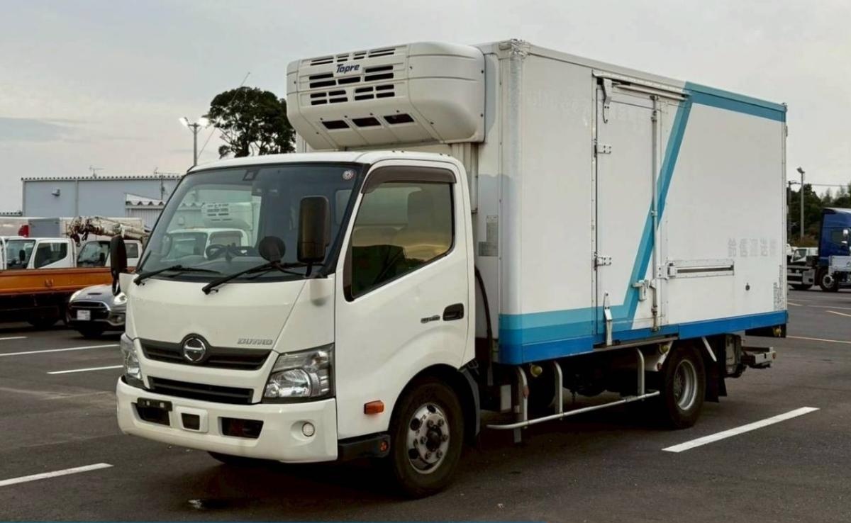 ワイドロング東プレ低温パワーゲート付きAT|中古トラックの販売・買取・査定のアイナビ