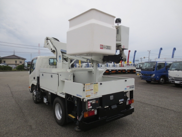 日野デュトロ高所作業車|中古トラックの販売・買取・査定のアイナビ