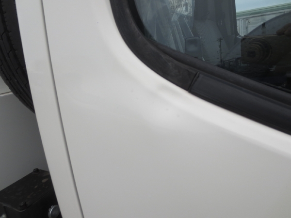 日野デュトロ高所作業車|中古トラックの販売・買取・査定のアイナビ