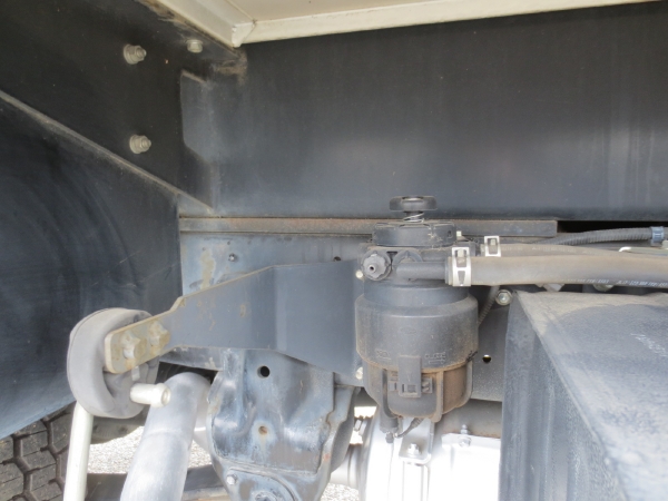 日野デュトロ高所作業車|中古トラックの販売・買取・査定のアイナビ