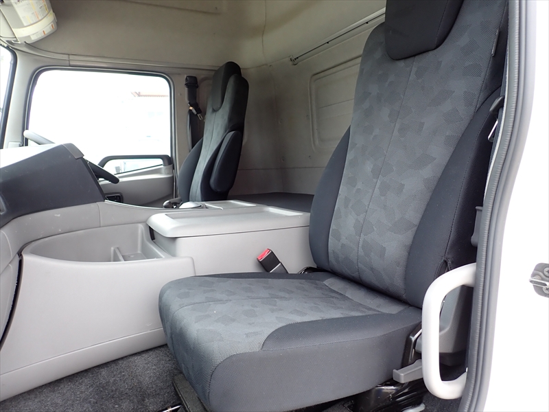 【351345】|中古トラックの販売・買取・査定のアイナビ