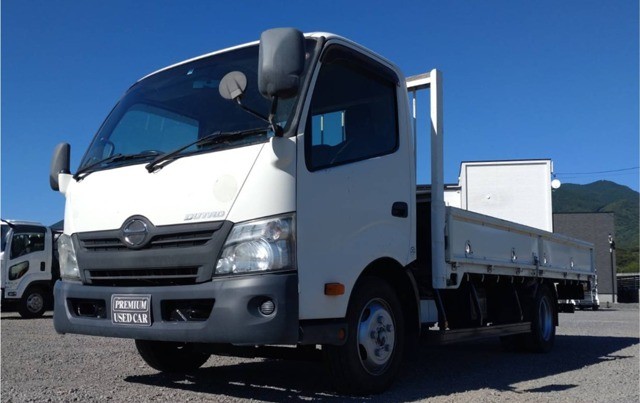 日野自動車デュトロ 2tヒラボディ ワイドロング 全低床|中古トラックの販売・買取・査定のアイナビ