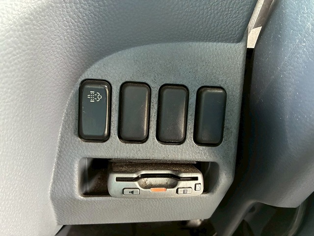 ワイドロング4トン積載5速MTマニュアル3t4t|中古トラックの販売・買取・査定のアイナビ