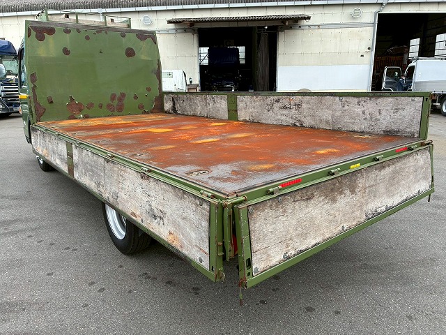 ワイドロング4トン積載5速MTマニュアル3t4t|中古トラックの販売・買取・査定のアイナビ