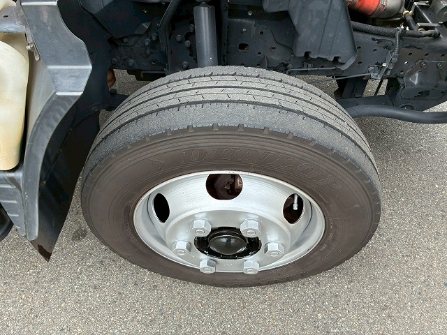 ワイドロング4トン積載5速MTマニュアル3t4t|中古トラックの販売・買取・査定のアイナビ