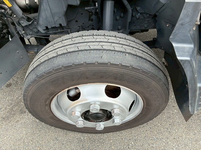 ワイドロング4トン積載5速MTマニュアル3t4t|中古トラックの販売・買取・査定のアイナビ