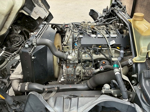 ワイドロング4トン積載5速MTマニュアル3t4t|中古トラックの販売・買取・査定のアイナビ