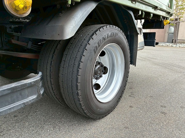 ワイドロング4トン積載5速MTマニュアル3t4t|中古トラックの販売・買取・査定のアイナビ