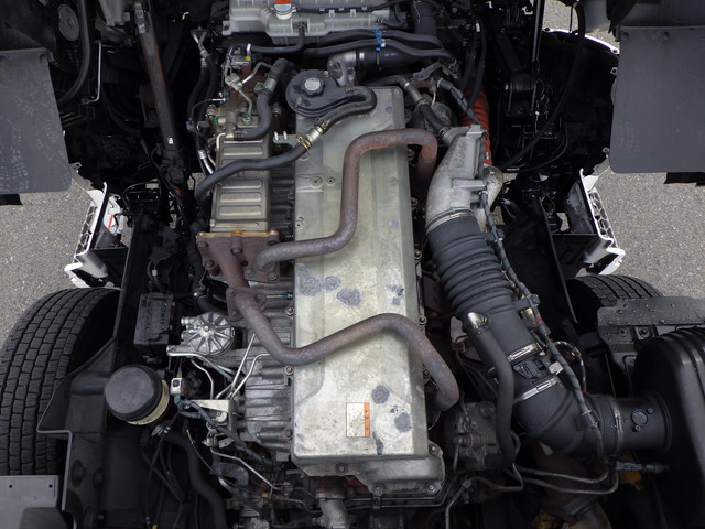 日野2DG-SS1EKHAWヘッド2デフ第5輪荷重18t|中古トラックの販売・買取・査定のアイナビ