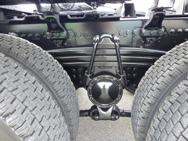 日野2DG-SS1EKHAWヘッド2デフ第5輪荷重18t|中古トラックの販売・買取・査定のアイナビ