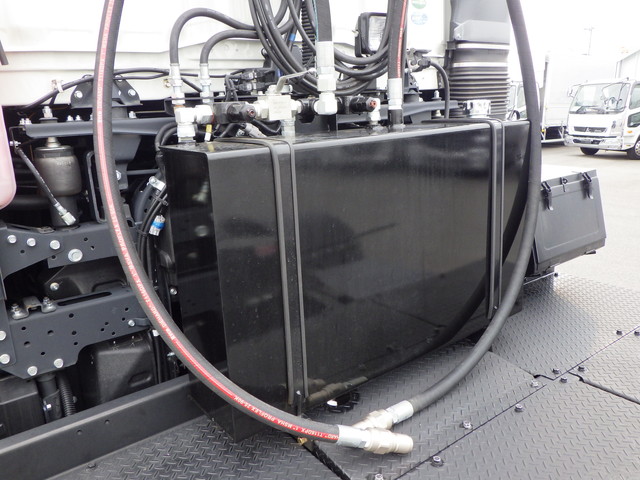 三菱2PG-FP74HDRSヘッドダンプ用ポンプ第5輪荷重11.5t|中古トラックの販売・買取・査定のアイナビ