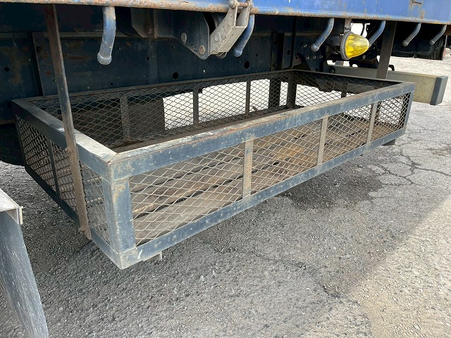 4段ラジコン★4軸低床2デフ★後輪エアサス★12.3トン積載!|中古トラックの販売・買取・査定のアイナビ