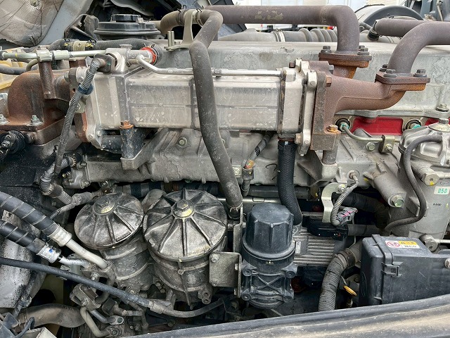 4段ラジコン★4軸低床2デフ★後輪エアサス★12.3トン積載!|中古トラックの販売・買取・査定のアイナビ