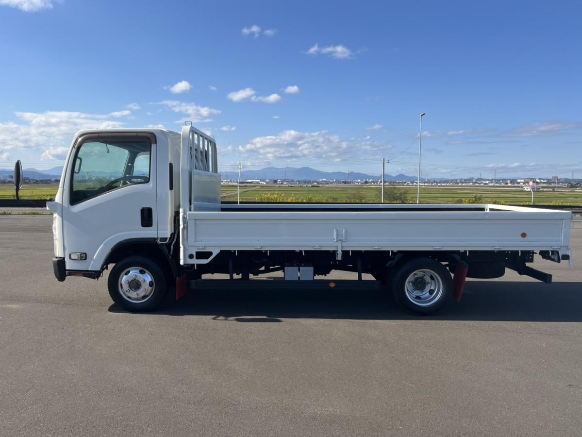 平成27年エルフワイドロング平ボディー4WD外装仕上げ済|中古トラックの販売・買取・査定のアイナビ