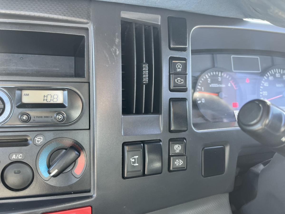 平成27年エルフワイドロング平ボディー4WD外装仕上げ済|中古トラックの販売・買取・査定のアイナビ