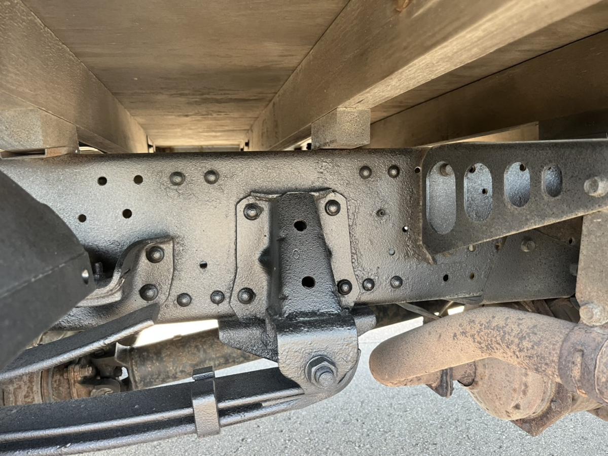 平成27年エルフワイドロング平ボディー4WD外装仕上げ済|中古トラックの販売・買取・査定のアイナビ